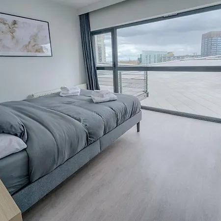 Le Panoramique ~ Euralille ~ Arrivee Autonome Apartment *